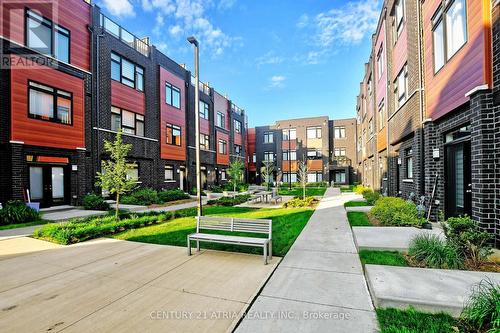 96 - 370 D Red Maple Road, Richmond Hill, ON - Outdoor With Facade