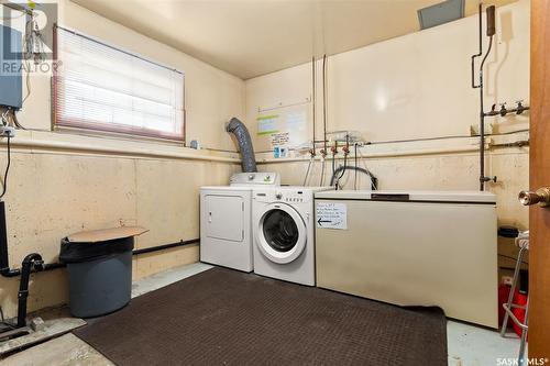 2077 Atkinson Street, Regina, SK - Indoor Photo Showing Laundry Room