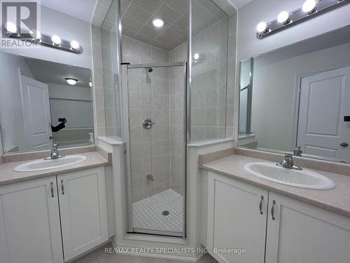 43 Donald Stewart Road, Brampton, ON - Indoor Photo Showing Bathroom