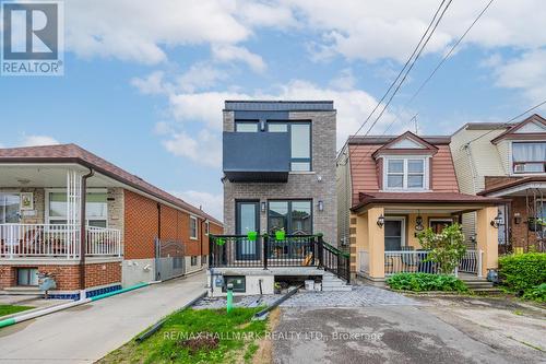 37 Hatherley Road, Toronto, ON - Outdoor With Deck Patio Veranda With Facade