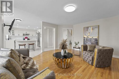 141 Sunny Meadow Boulevard, Brampton, ON - Indoor Photo Showing Living Room