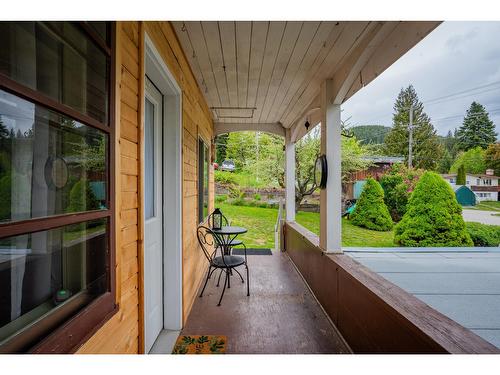 1685 Third Avenue, Rossland, BC - Outdoor With Exterior