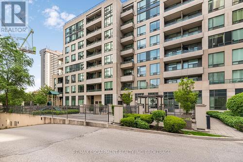 304 - 88 Broadway Avenue, Toronto, ON - Outdoor With Facade