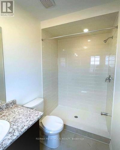 1444 Coral Springs Path, Oshawa, ON - Indoor Photo Showing Bathroom