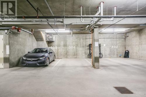 1125 Bernard Avenue Unit# 306, Kelowna, BC - Indoor Photo Showing Garage
