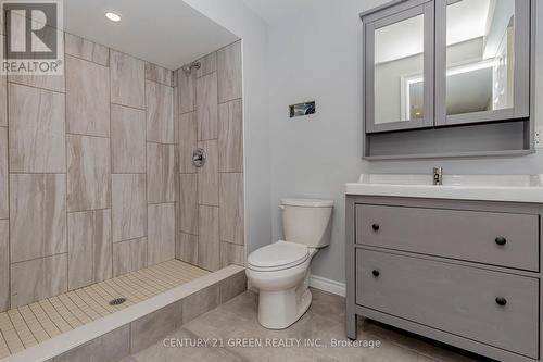 1691 Glancaster Road, Hamilton, ON - Indoor Photo Showing Bathroom