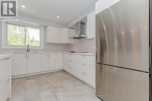 1691 Glancaster Road, Hamilton (Mount Hope), ON - Indoor Photo Showing Kitchen