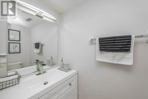 232 - 2075 Walker'S Line, Burlington, ON - Indoor Photo Showing Bathroom