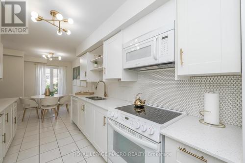 232 - 2075 Walker'S Line, Burlington, ON - Indoor Photo Showing Kitchen With Double Sink With Upgraded Kitchen