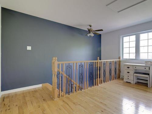 Mezzanine - 2725 Rue Dufour, Sainte-Julienne, QC - Indoor Photo Showing Other Room