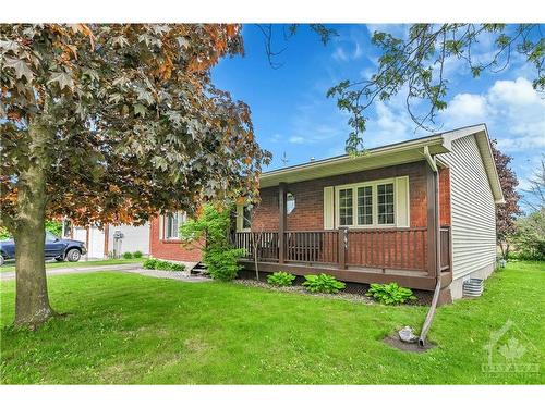 17 Maple Drive, Arnprior, ON 