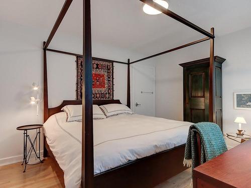 Master bedroom - 1795 Boul. De Boucherville, Saint-Bruno-De-Montarville, QC - Indoor Photo Showing Bedroom