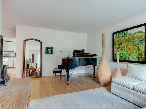 Living room - 1795 Boul. De Boucherville, Saint-Bruno-De-Montarville, QC - Indoor