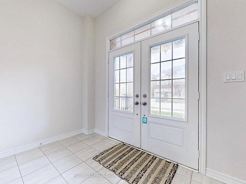 5 Baleberry Cres, East Gwillimbury, ON - Indoor Photo Showing Other Room