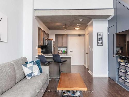 212-255 Richmond St E, Toronto, ON - Indoor