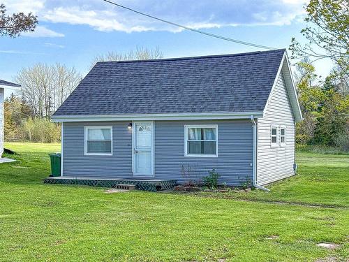 20 Rte 13, Crapaud, PE 