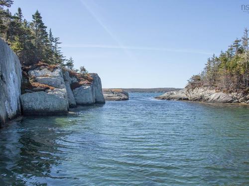 Rocky Island, Beaver Harbour, NS 