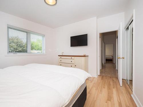 Master bedroom - 446 13E Rue, Laval (Laval-Des-Rapides), QC - Indoor Photo Showing Bedroom