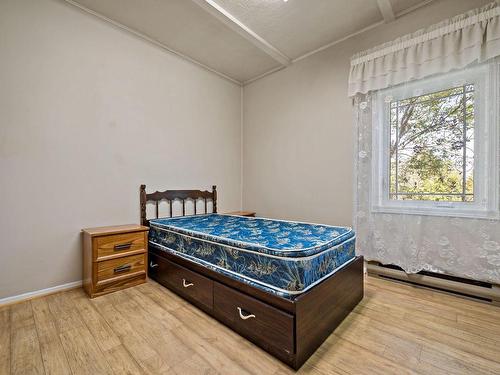 Chambre Ã Â coucher - 657 Rue Boileau, Rivière-Rouge, QC - Indoor Photo Showing Bedroom