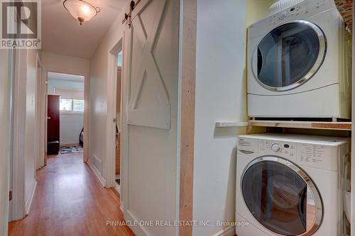7655 Anaka Drive, Mississauga, ON - Indoor Photo Showing Laundry Room