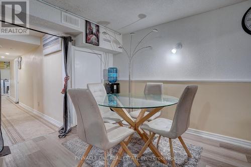 7655 Anaka Drive, Mississauga, ON - Indoor Photo Showing Dining Room