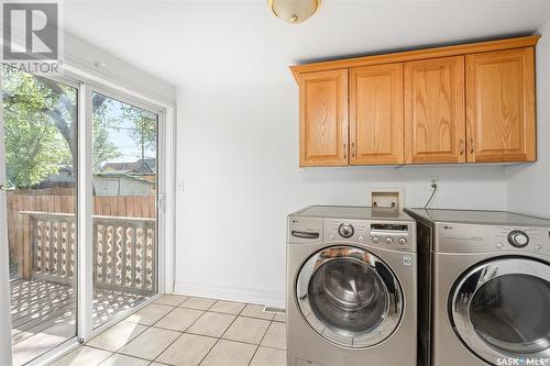 443 Athabasca Street W, Moose Jaw, SK - Indoor Photo Showing Laundry Room