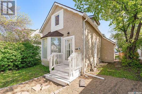 443 Athabasca Street W, Moose Jaw, SK - Outdoor