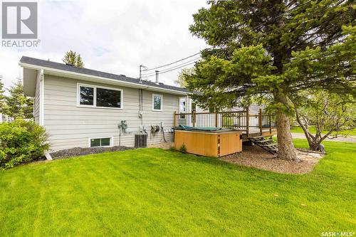 512 W 1St Street, Wilkie, SK - Outdoor