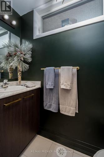 25 Shatner Turnabout, Vaughan, ON - Indoor Photo Showing Bathroom