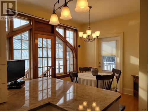 34 Niven St, Temiskaming Shores, ON - Indoor Photo Showing Dining Room