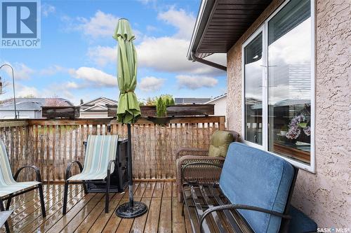102 Bayfield Crescent, Saskatoon, SK - Outdoor With Deck Patio Veranda With Exterior