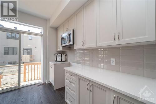 758 Jennie Trout Terrace, Ottawa, ON - Indoor Photo Showing Kitchen