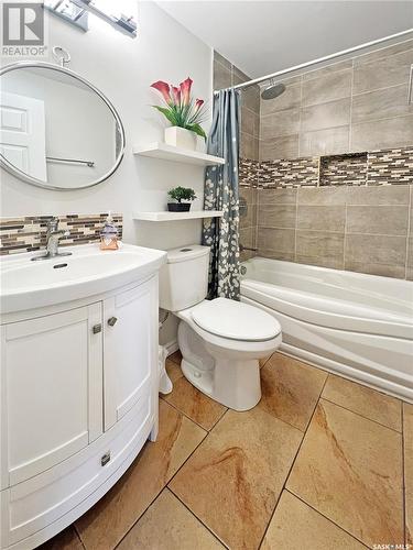 16 Pine Crescent, Candle Lake, SK - Indoor Photo Showing Bathroom