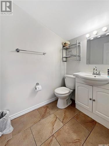 16 Pine Crescent, Candle Lake, SK - Indoor Photo Showing Bathroom