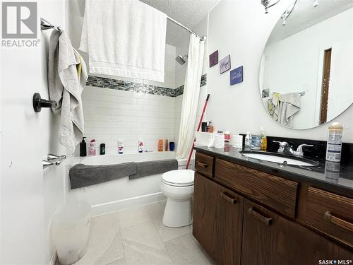 110 1St Street W, Paynton, SK - Indoor Photo Showing Bathroom