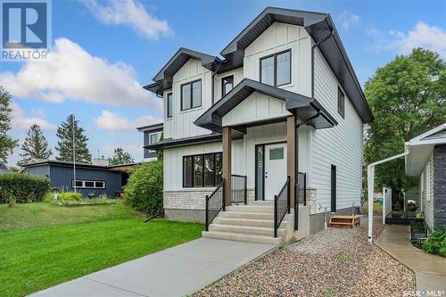 1308 14Th Street E, Saskatoon, SK - Outdoor