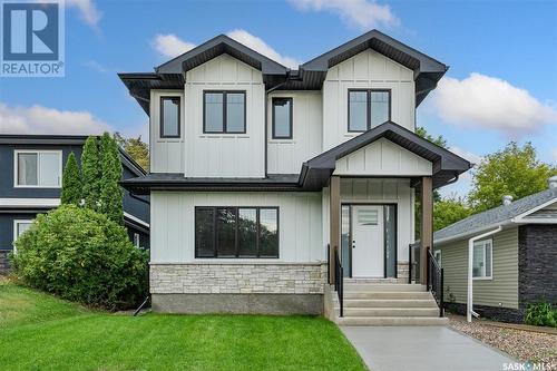 1308 14Th Street E, Saskatoon, SK - Outdoor