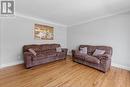 979 Arthur, Windsor, ON  - Indoor Photo Showing Living Room 