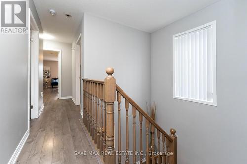 212 Waterbrook Lane, Kitchener, ON - Indoor Photo Showing Other Room