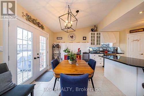 28 Thrushwood Trail, Kawartha Lakes, ON - Indoor Photo Showing Dining Room