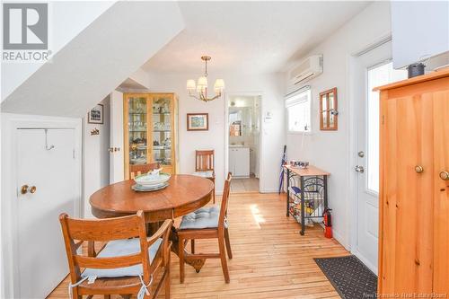 90 Saint-Pierre Est Boulevard, Caraquet, NB - Indoor Photo Showing Dining Room