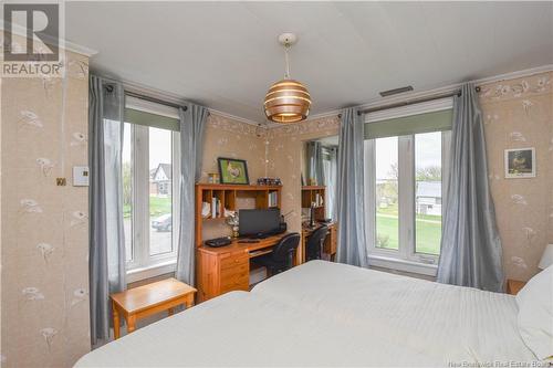 90 Saint-Pierre Est Boulevard, Caraquet, NB - Indoor Photo Showing Bedroom