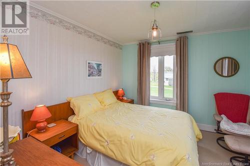 90 Saint-Pierre Est Boulevard, Caraquet, NB - Indoor Photo Showing Bedroom