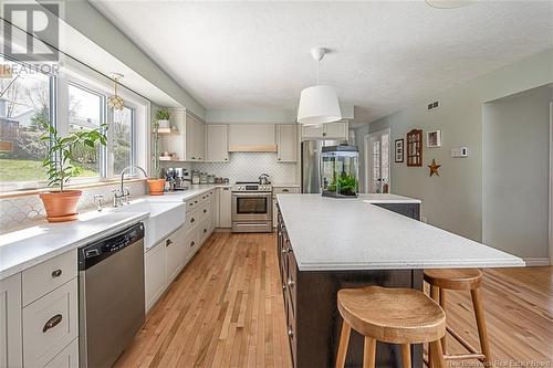 60 Talisman Crescent, Fredericton, NB - Indoor Photo Showing Kitchen With Upgraded Kitchen