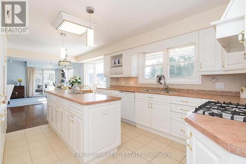 98 Turtle Path, Ramara (Brechin), ON - Indoor Photo Showing Kitchen With Double Sink