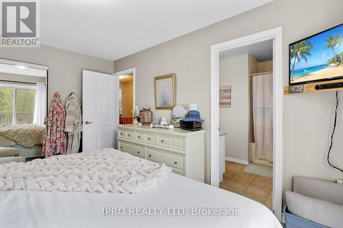 23 Garibaldi Drive, Barrie, ON - Indoor Photo Showing Bedroom