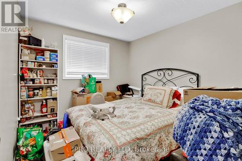 23 Garibaldi Drive, Barrie, ON - Indoor Photo Showing Bedroom