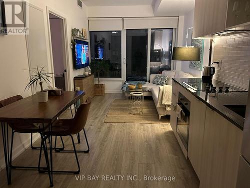 1805 - 20 Tubman Avenue, Toronto, ON - Indoor Photo Showing Dining Room