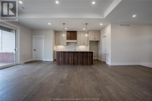 17 Duskridge Road, Chatham, ON - Indoor Photo Showing Kitchen