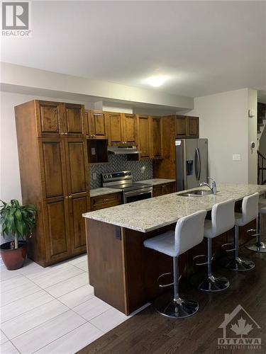 7 Peever Place, Carleton Place, ON - Indoor Photo Showing Kitchen